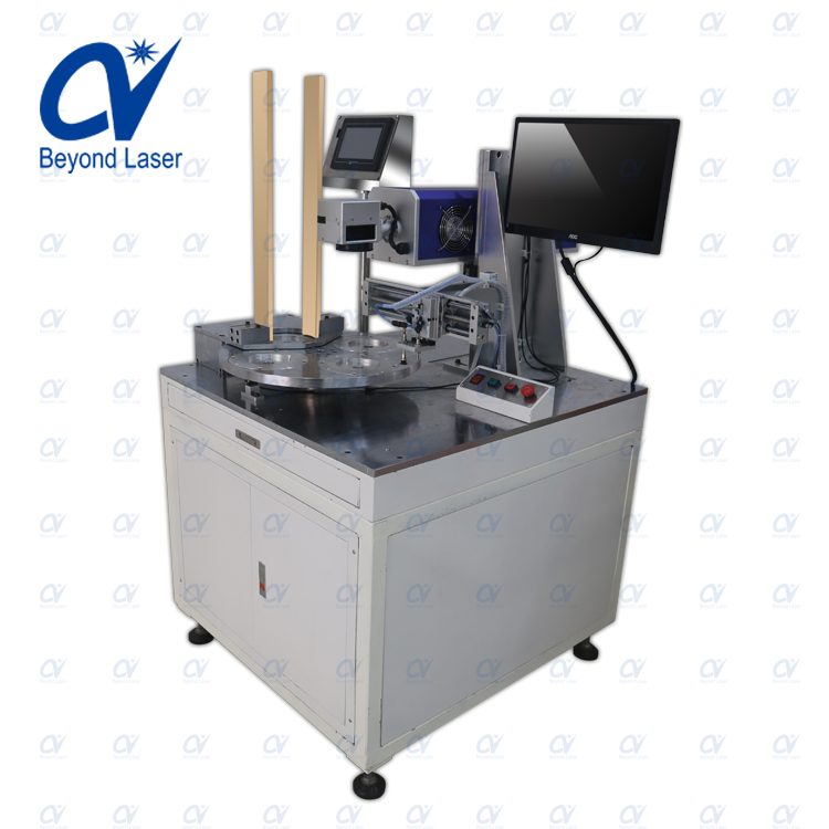 CO2多工位自動化旋轉(zhuǎn)激光打標機1